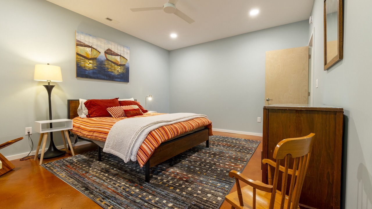 Photo of Bedroom in Blacksburg
