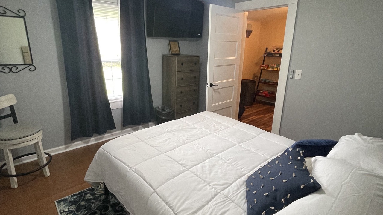 Photo of Bedroom in Central