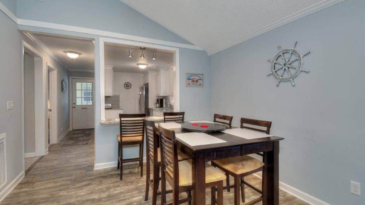 Photo of Bedroom in Windy Hill