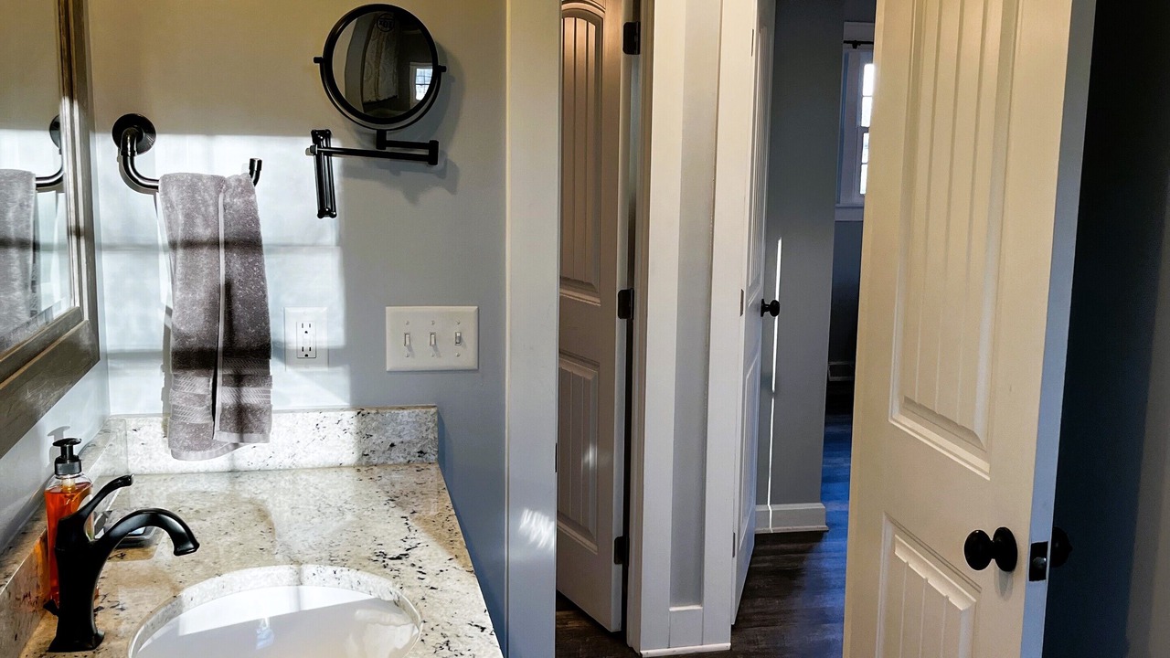 Photo of Bathroom in Belton
