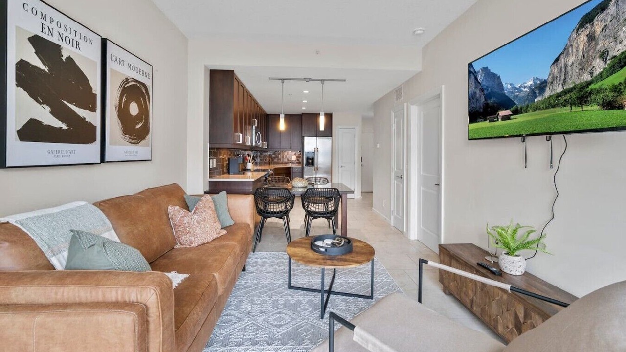 Photo of Livingroom in Beltline