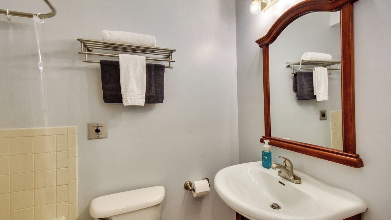 Photo of Bathroom in Salem