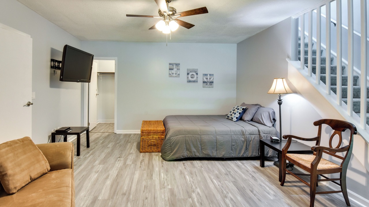Photo of Bedroom in Salem