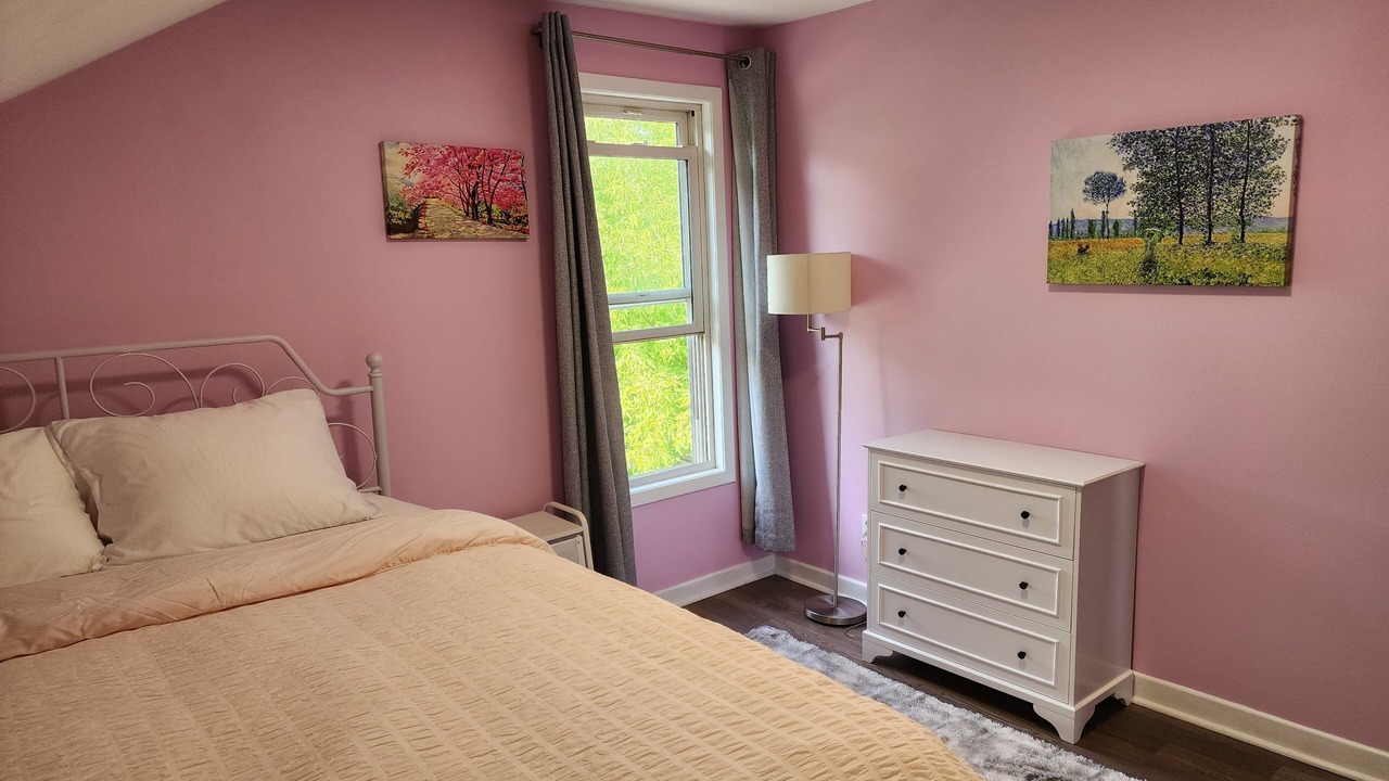 Photo of Bedroom in Parry Sound