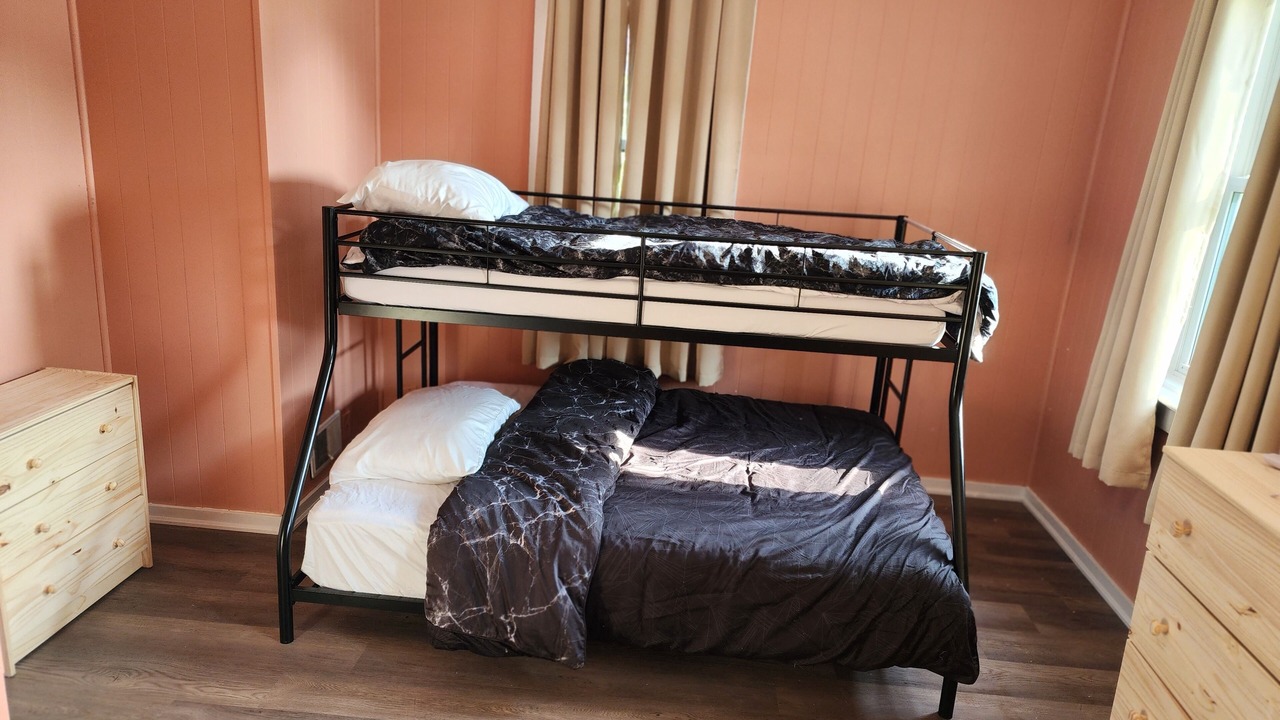 Photo of Bedroom in Parry Sound