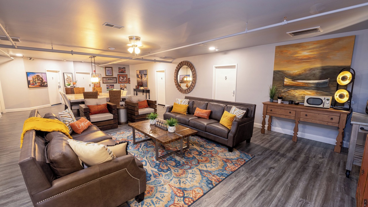 Photo of Livingroom in Seneca