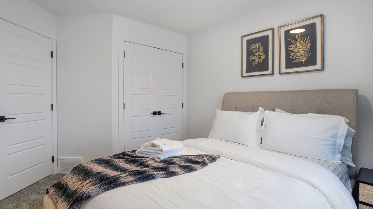 Photo of Bedroom in Jasper Place
