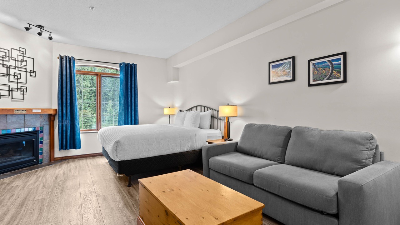 Photo of Livingroom in Sun Peaks