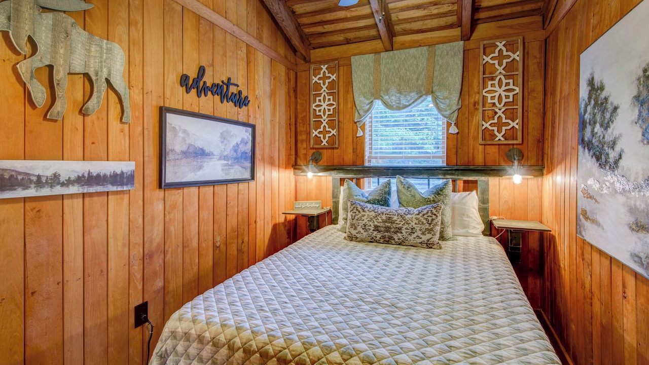 Photo of Bedroom in West Jefferson