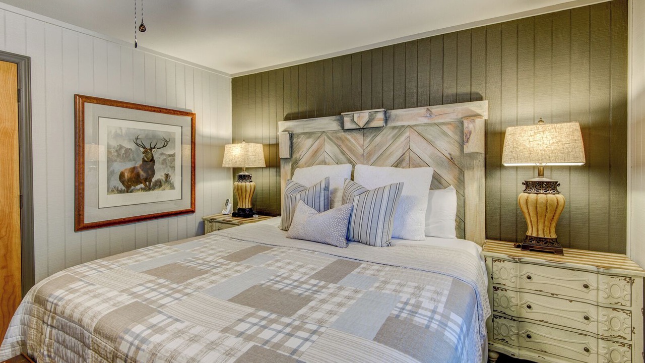 Photo of Bedroom in West Jefferson