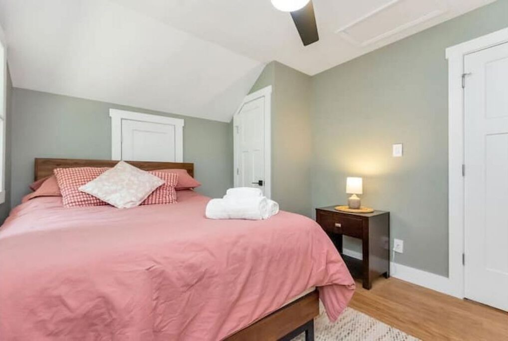 Photo of Bedroom in South Belmont