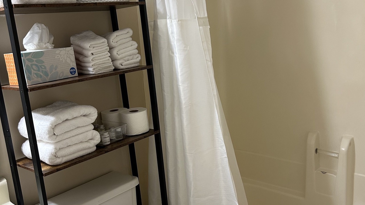 Photo of Bathroom in Smyrna