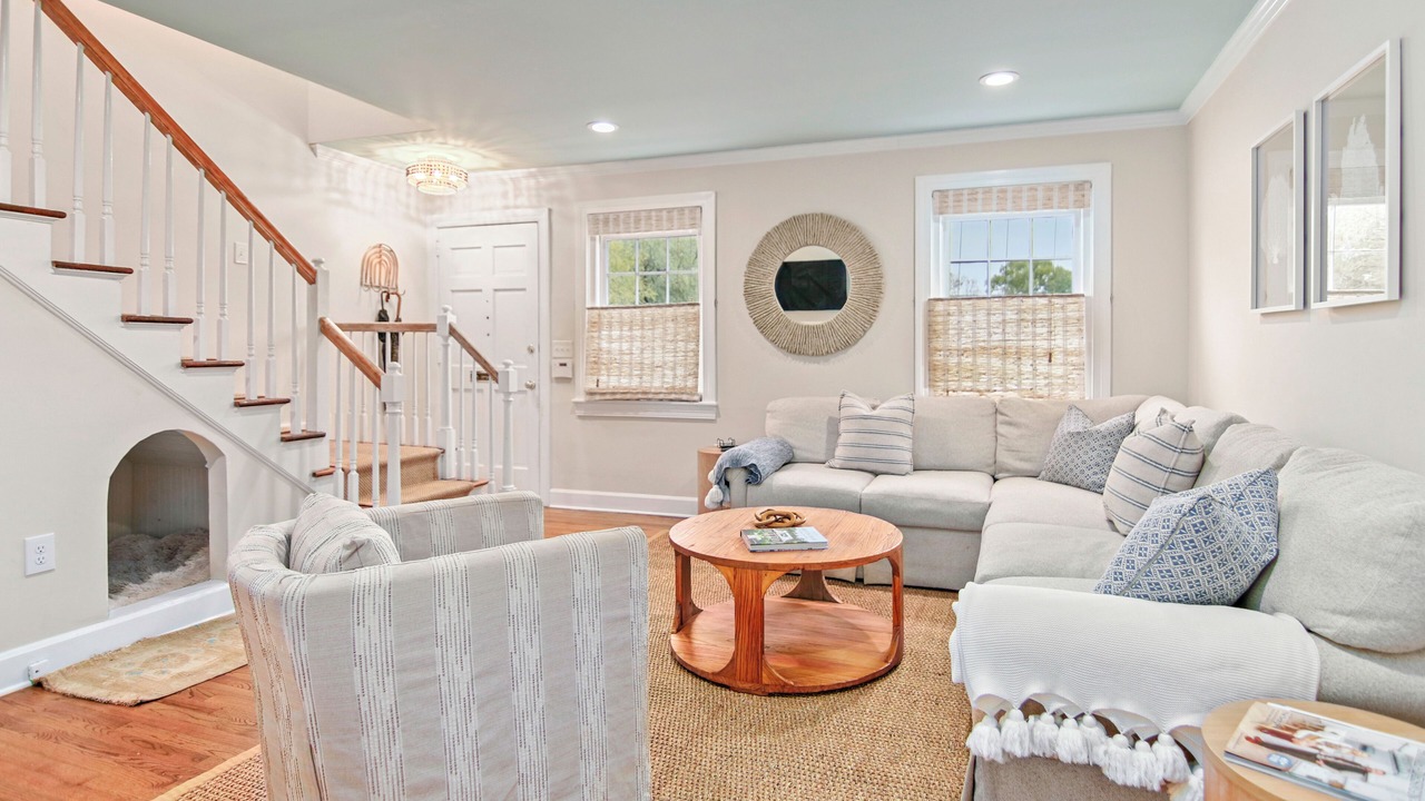 Photo of Bedroom in South of Broad