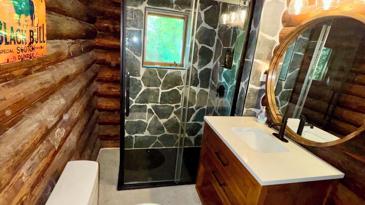 Photo of Bathroom in Victoria Beach