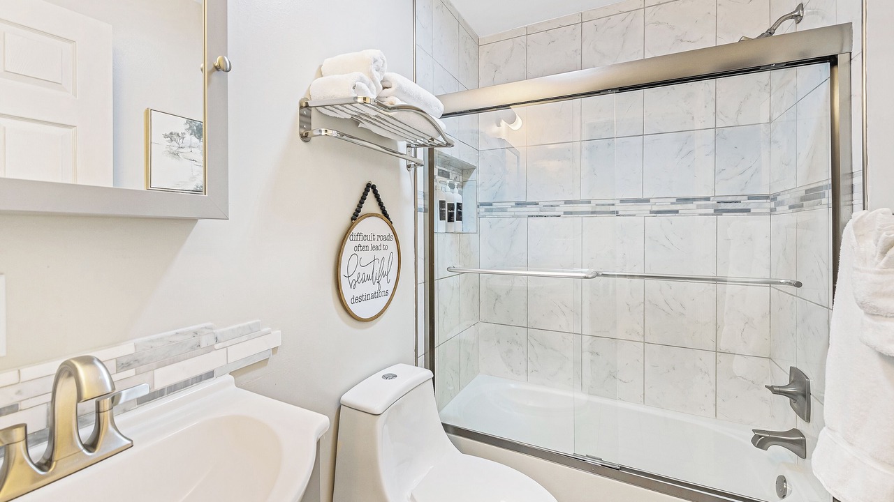 Photo of Bathroom in Maggie Valley