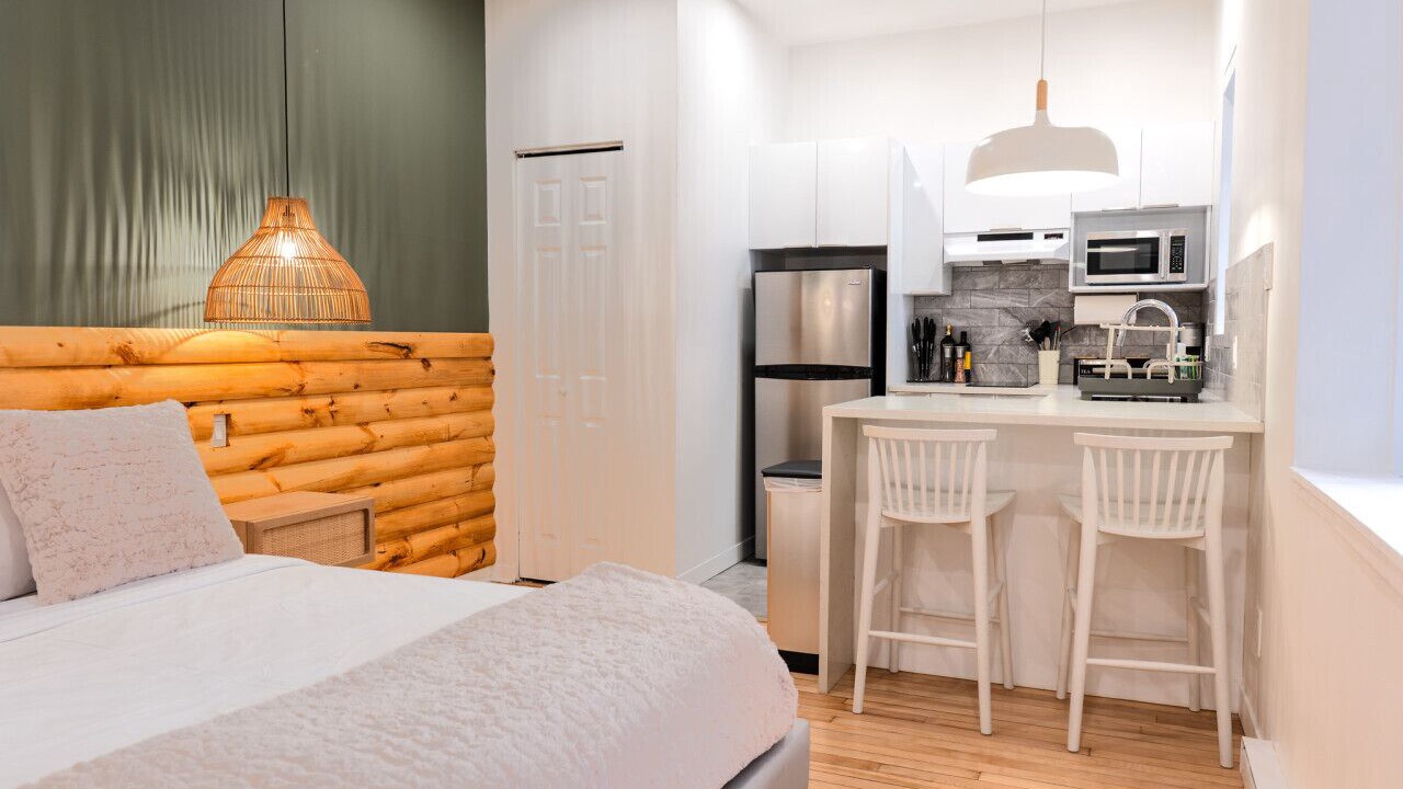 Photo of Bedroom in Plateau Mont Royal