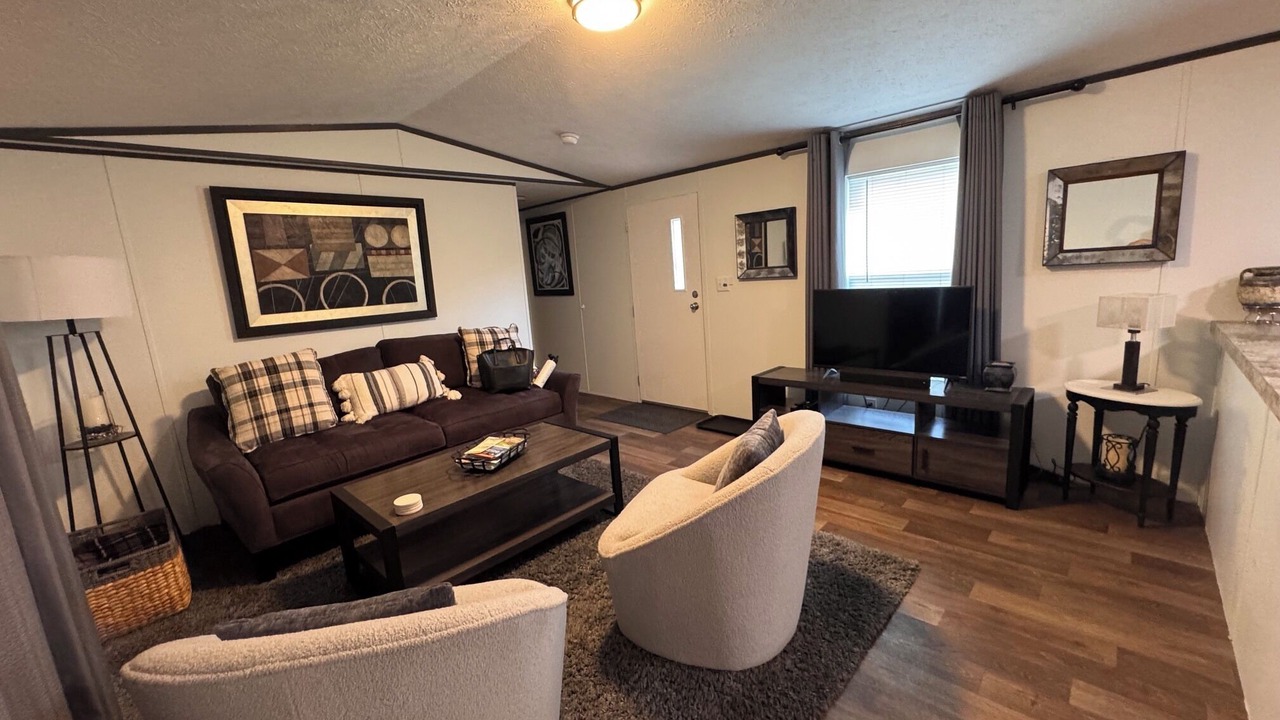 Photo of Livingroom in Mouth of Wilson