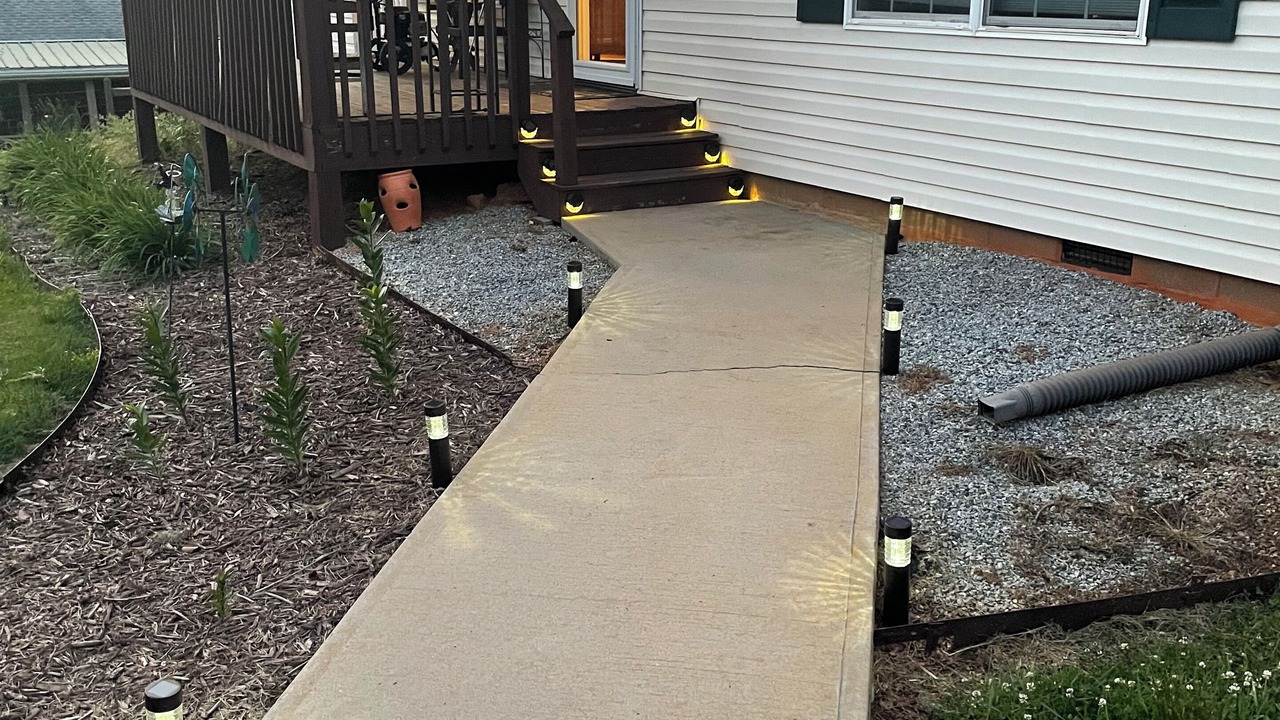 Photo of Outdoor in Avery Creek
