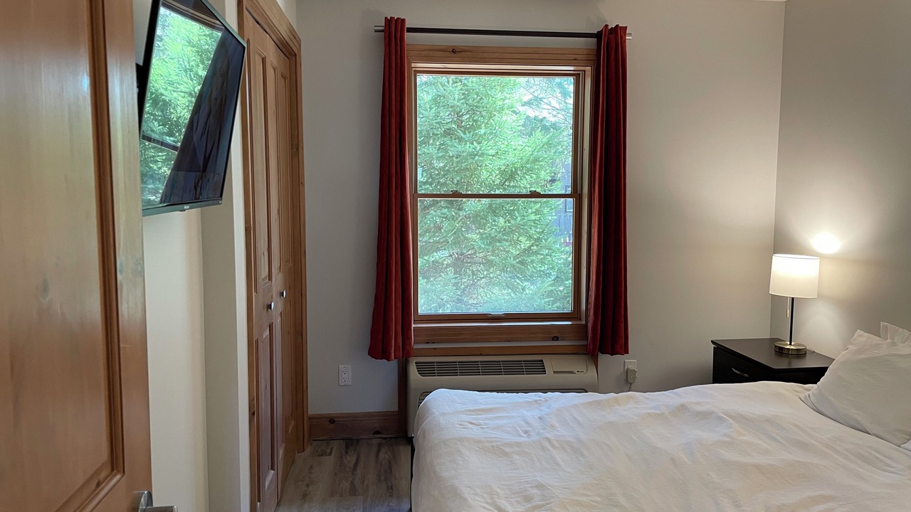 Photo of Bedroom in Mont-Tremblant