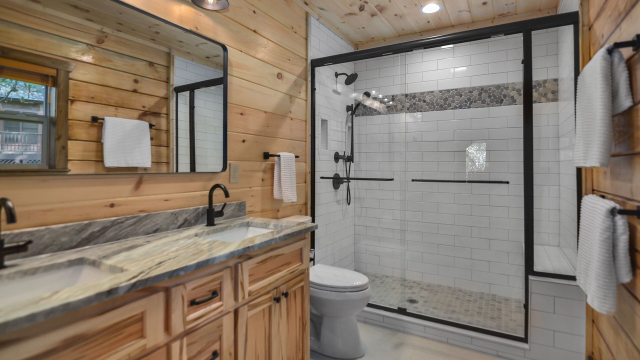 Photo of Bathroom in Walnut Mountain