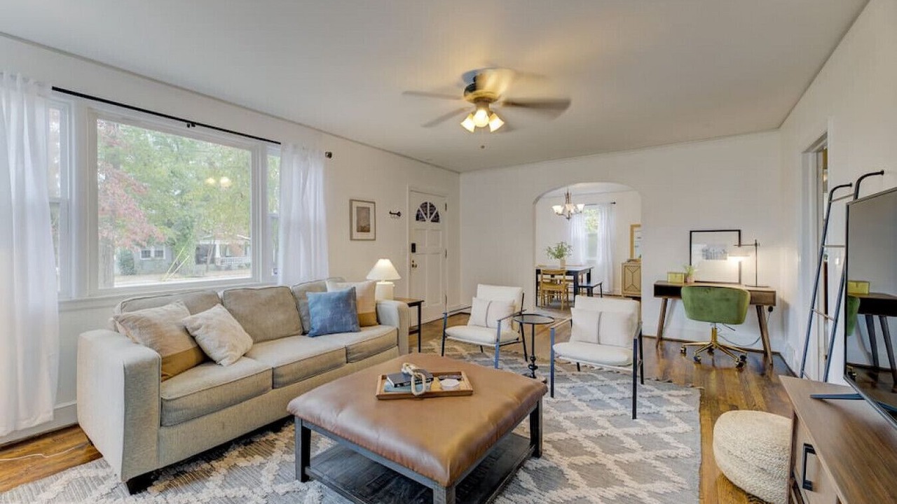 Photo of Livingroom in Earlewood