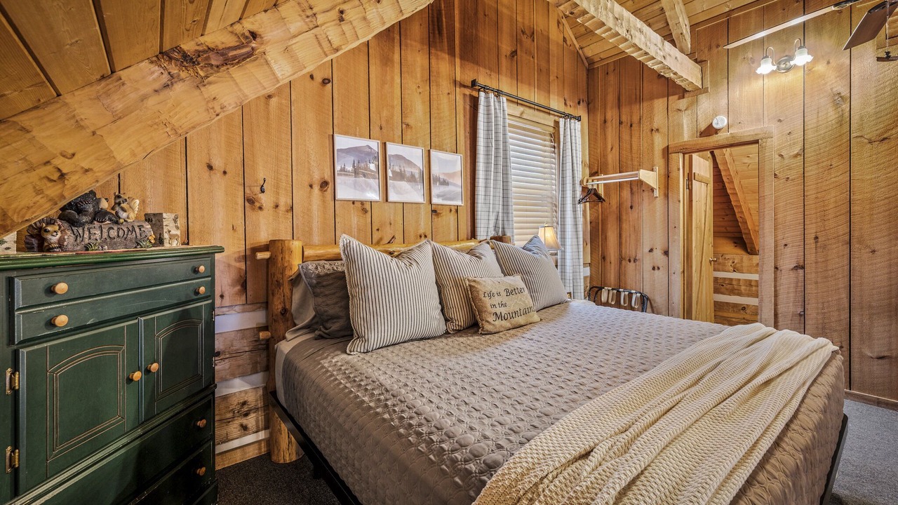 Photo of Bedroom in Pigeon Forge