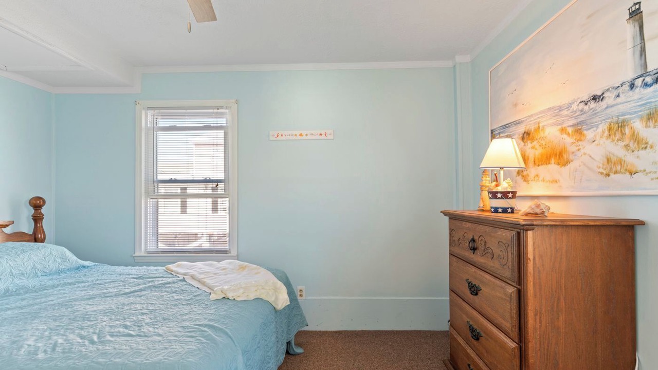 Photo of Bedroom in Cherry Grove Beach