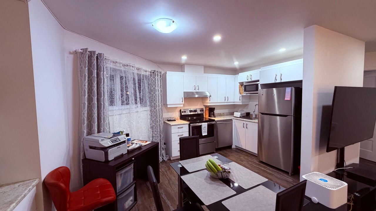 Photo of Kitchen in Dollard-des-Ormeaux