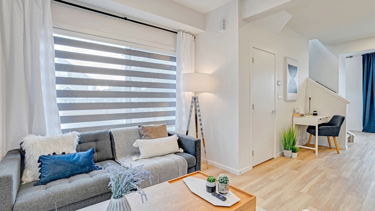 Photo of Livingroom in Jasper Place