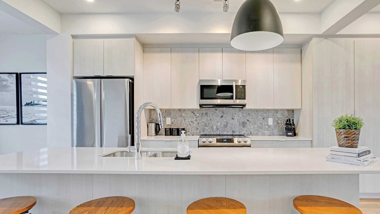 Photo of Kitchen in Jasper Place