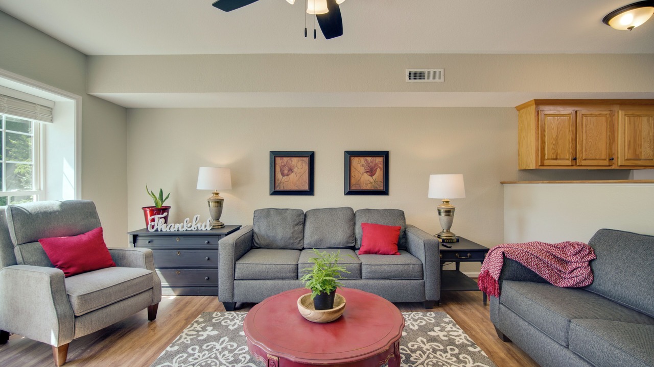 Photo of Livingroom in Rising Fawn