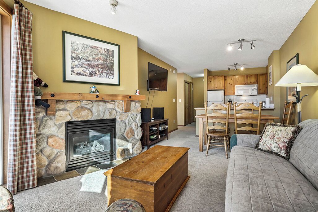 Photo of Livingroom in Sun Peaks