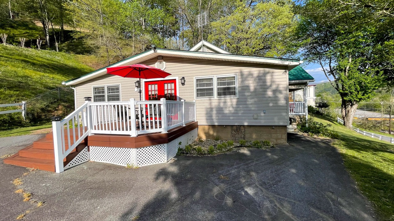 Photo of Outdoor in Cherokee