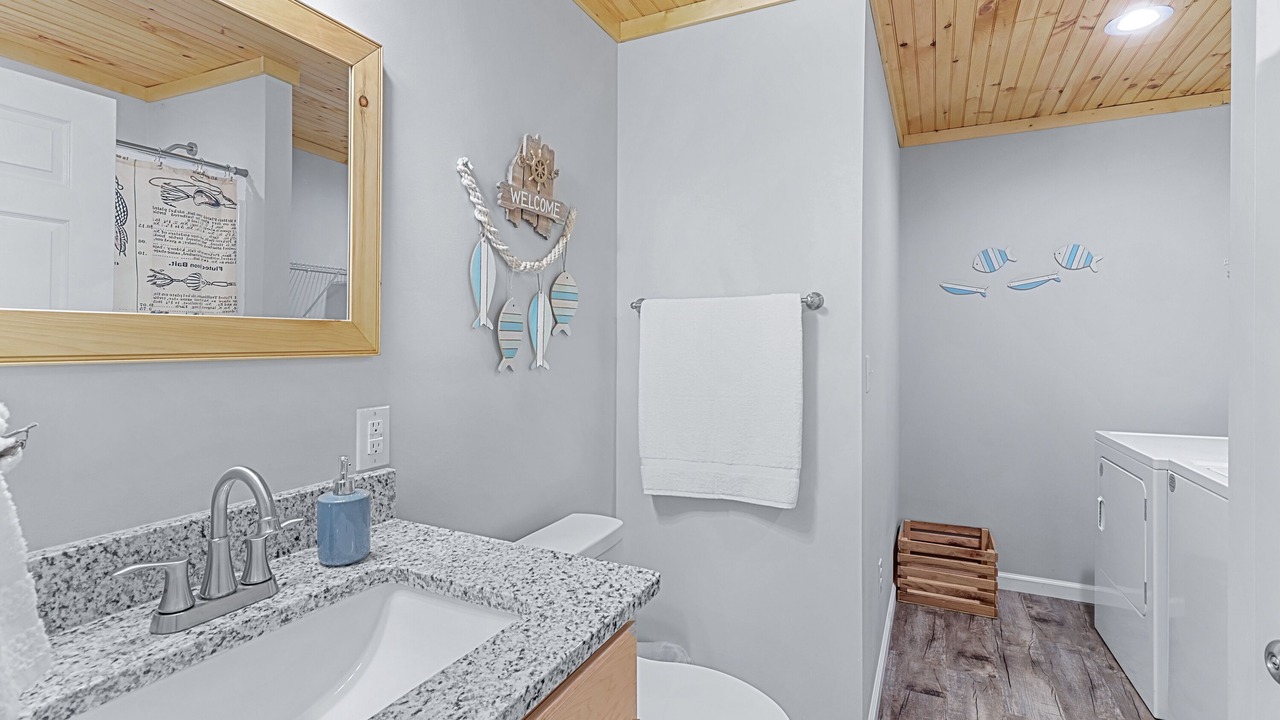 Photo of Bathroom in Ten Mile