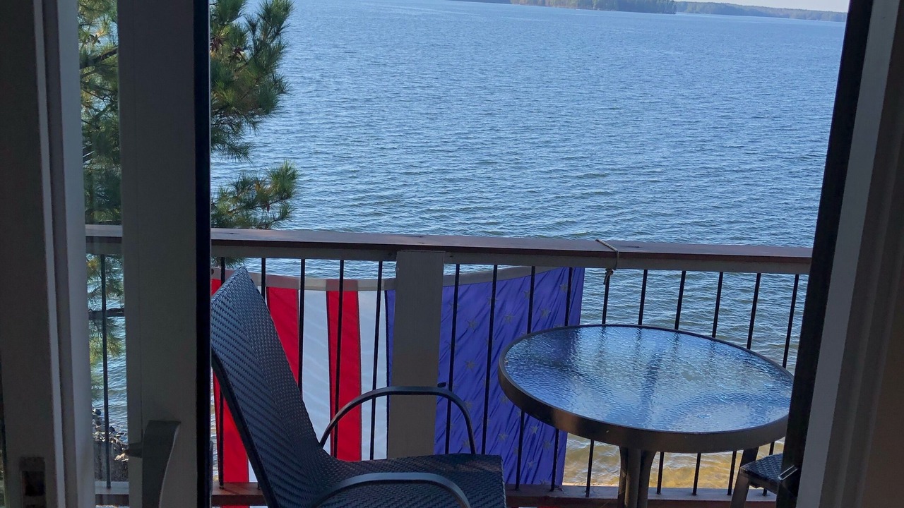 Photo of Patio Balcony in Modoc Shores