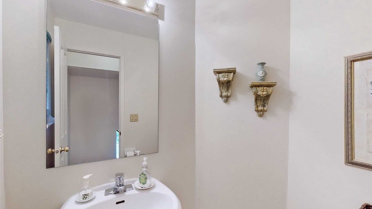 Photo of Bathroom in Markham