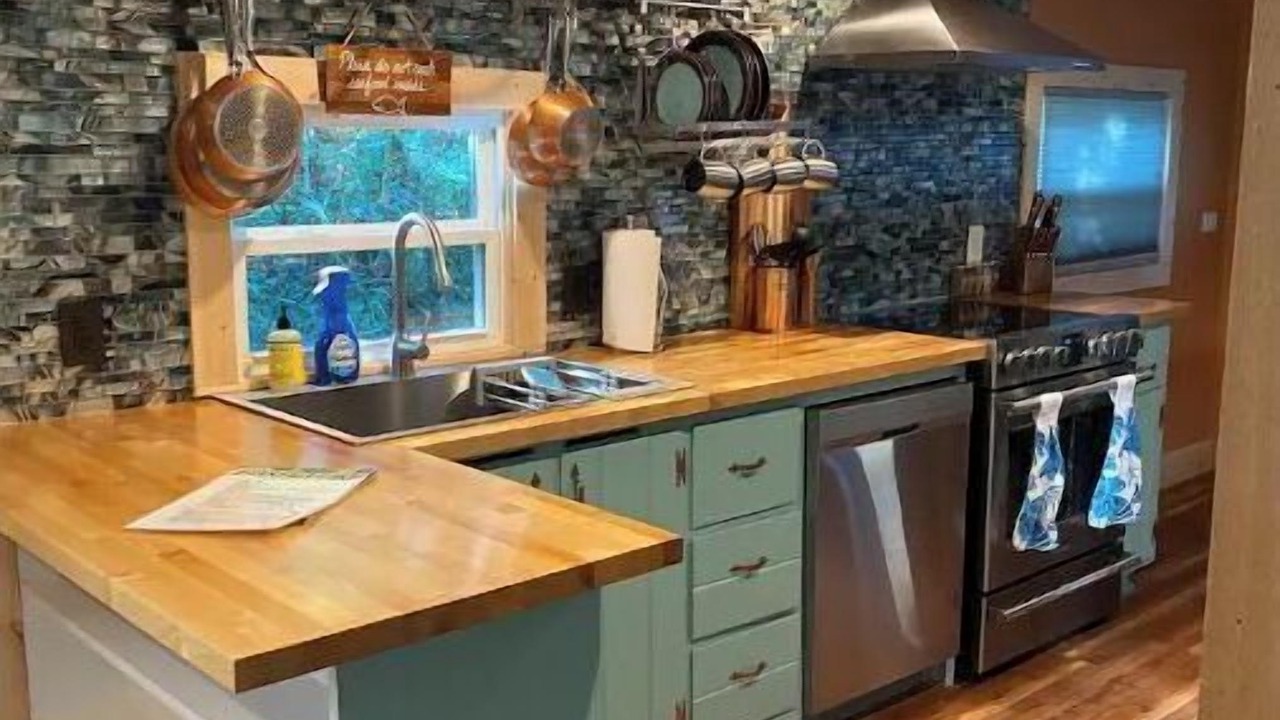 Photo of Kitchen in Emerald Isle