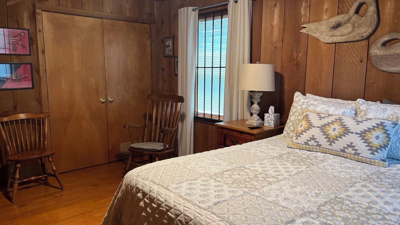 Photo of Bedroom in Quewhiffle