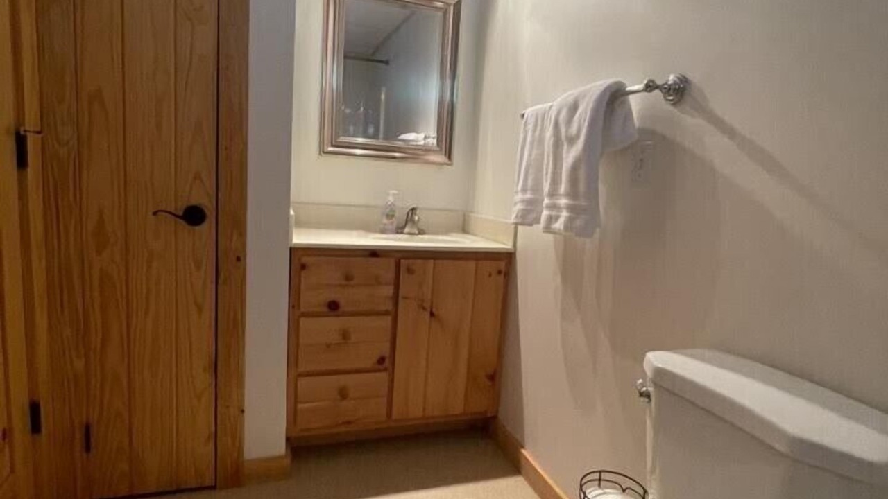Photo of Bathroom in Hiawassee