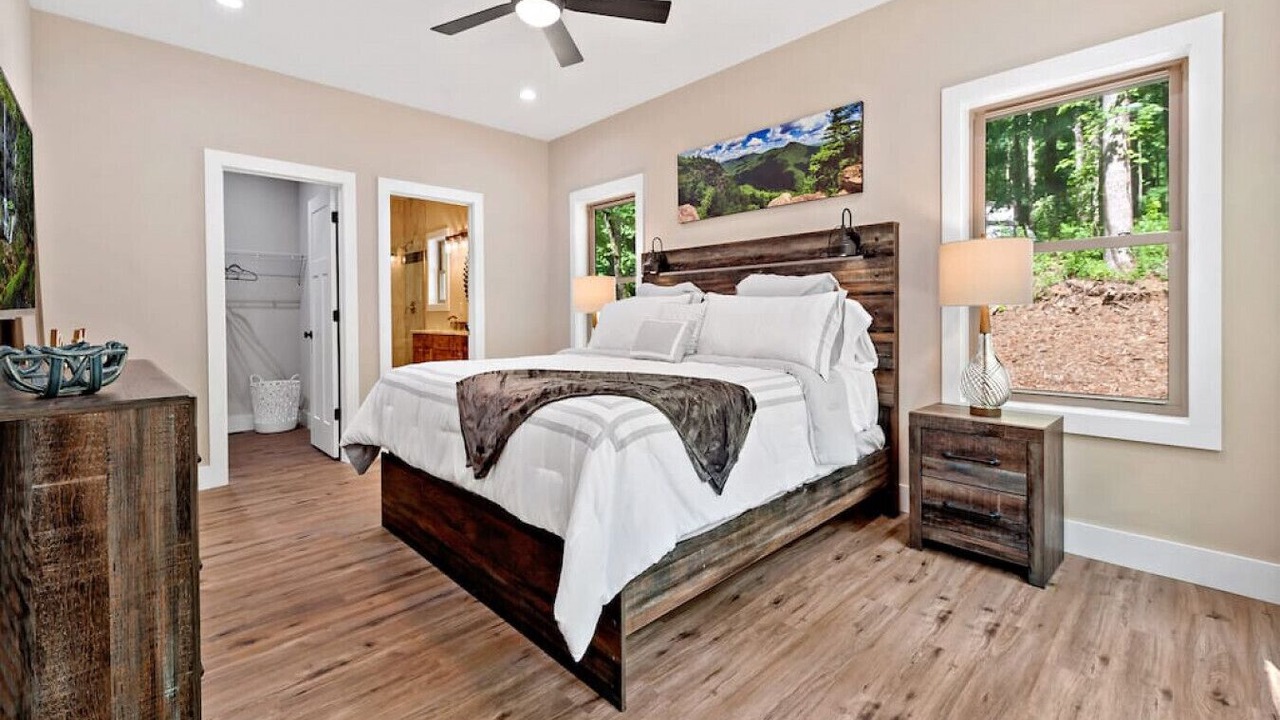 Photo of Bedroom in Frank