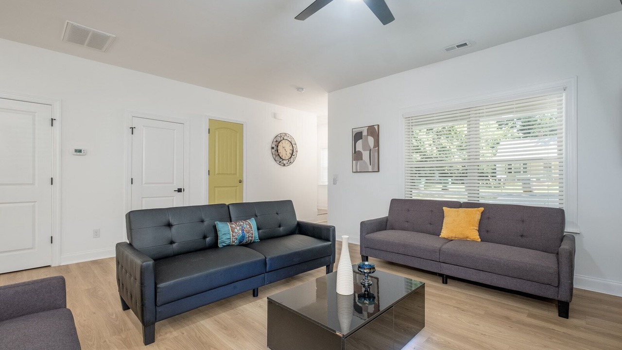 Photo of Livingroom in Sugar Creek