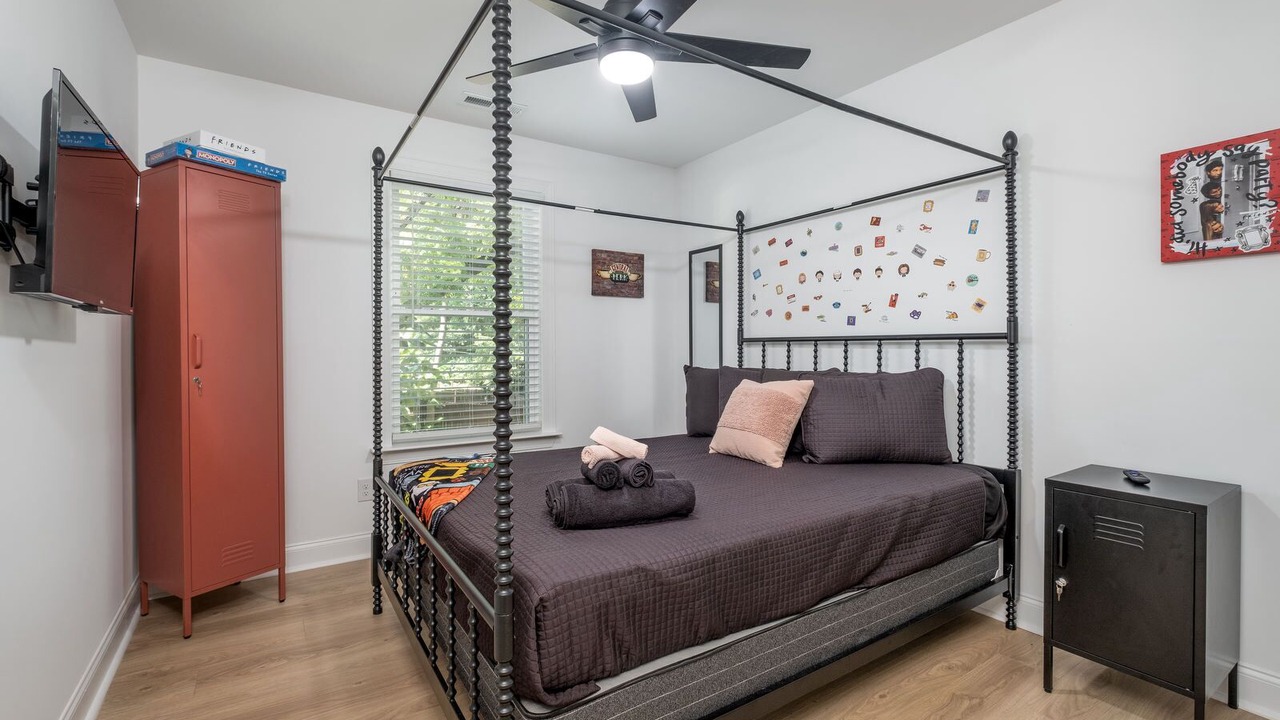 Photo of Bedroom in Sugar Creek