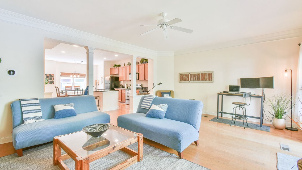 Photo of Livingroom in Hartwell