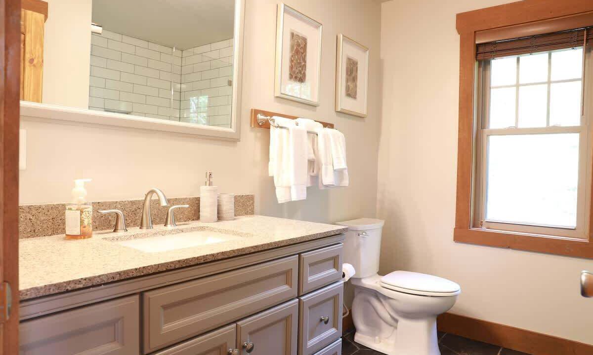 Photo of Bathroom in Lovingston