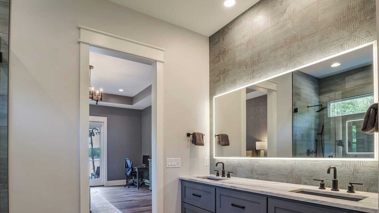 Photo of Bathroom in West Union