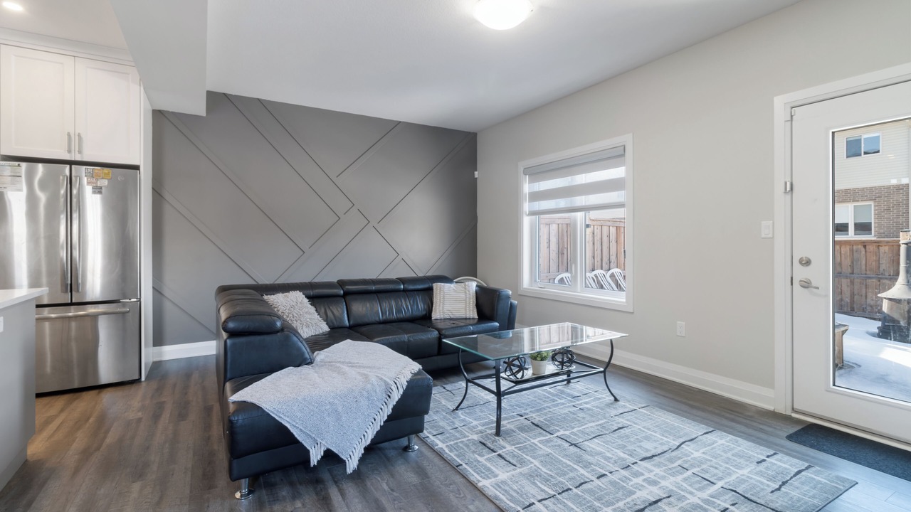Photo of Livingroom in Guelph