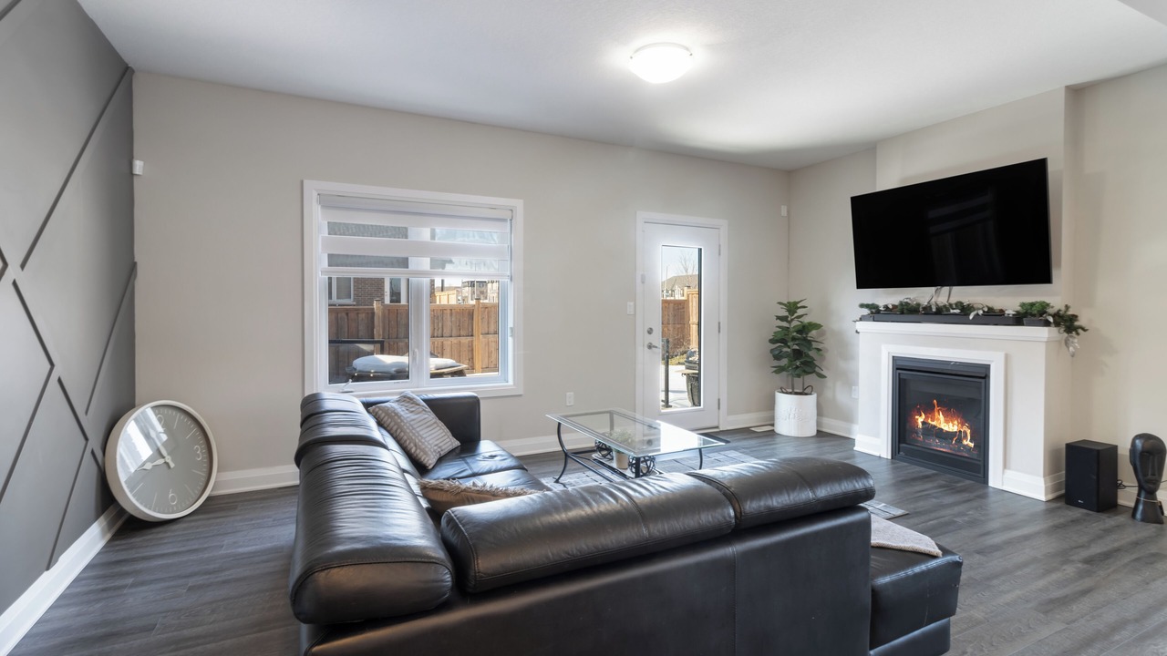 Photo of Livingroom in Guelph