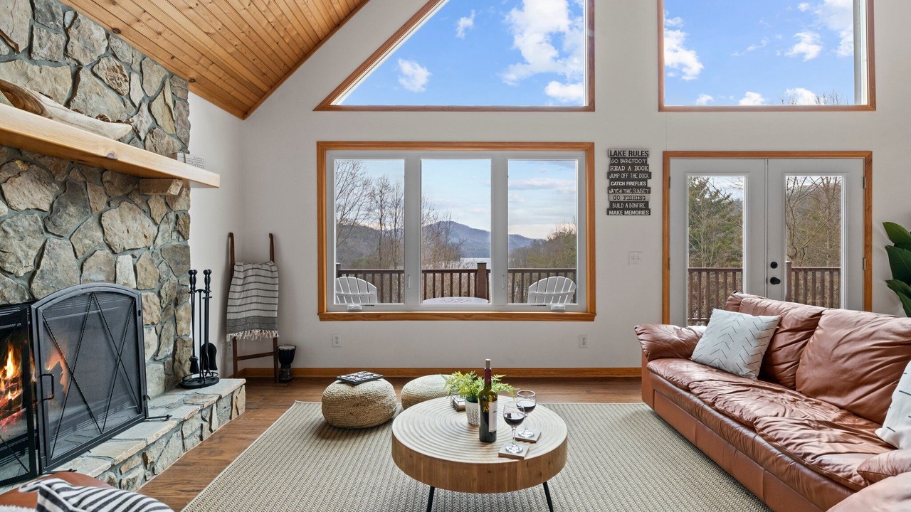 Photo of Livingroom in Topton
