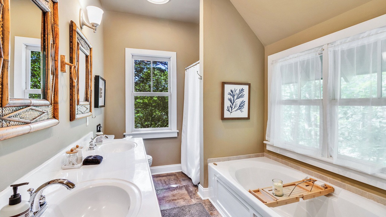 Photo of Bathroom in Irvington