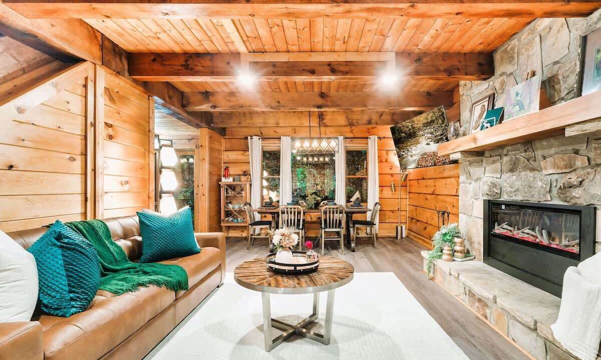Photo of Livingroom in Sevierville